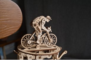Cyclist mechanical model