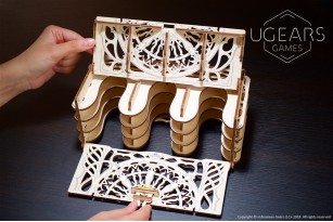 Card Holder mechanical wooden device for tabletop games